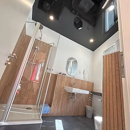 Haus Schwan فندق كولونيا