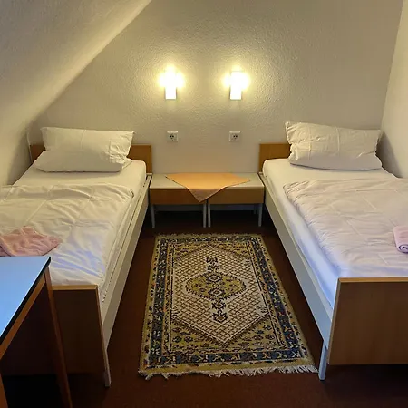 Haus Schwan 3* ケルン